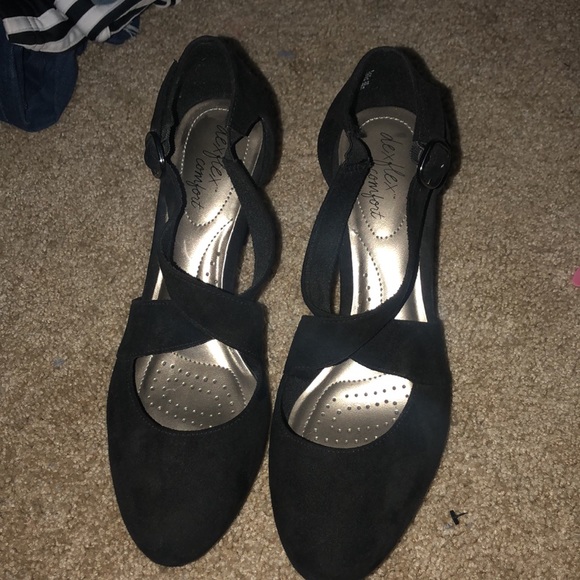 High heels - Picture 3 of 4